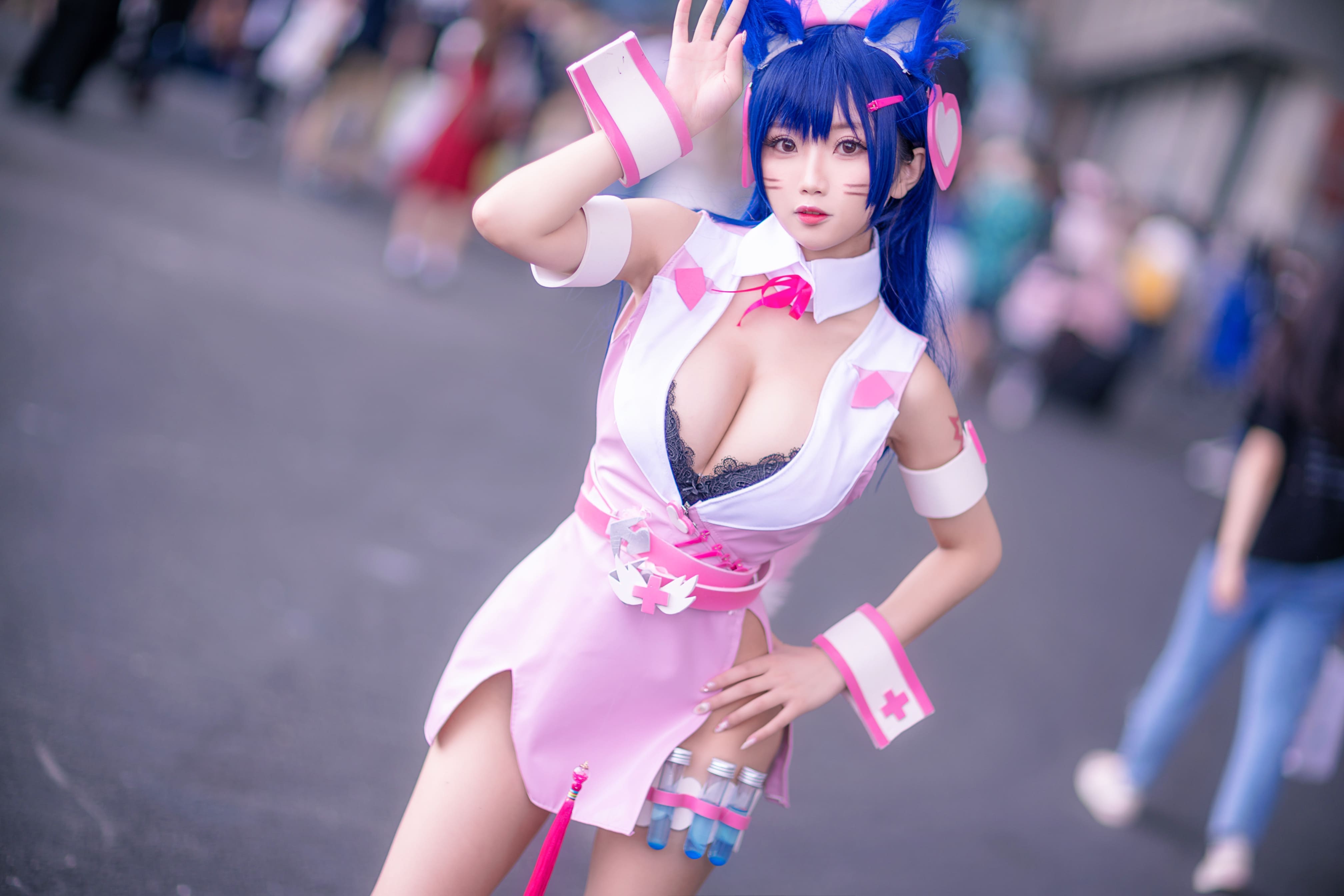 《制服诱惑 鬼畜瑶在不在w 写真图集下载》